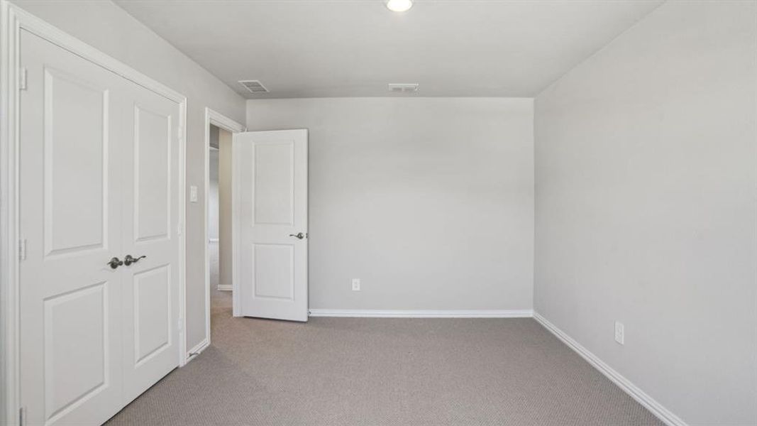 Photo is not of the actual home, but is an inspirational photo of builder’s model home and may depict options, furnishings, and/or decorator features that are not included. Photo is not of the actual home, but is an inspirational photo of builder’s model home and may depict options, furnishings, and/or decorator features that are not included.