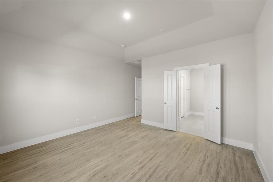 7404 Summer Sunset- Primary Suite-2