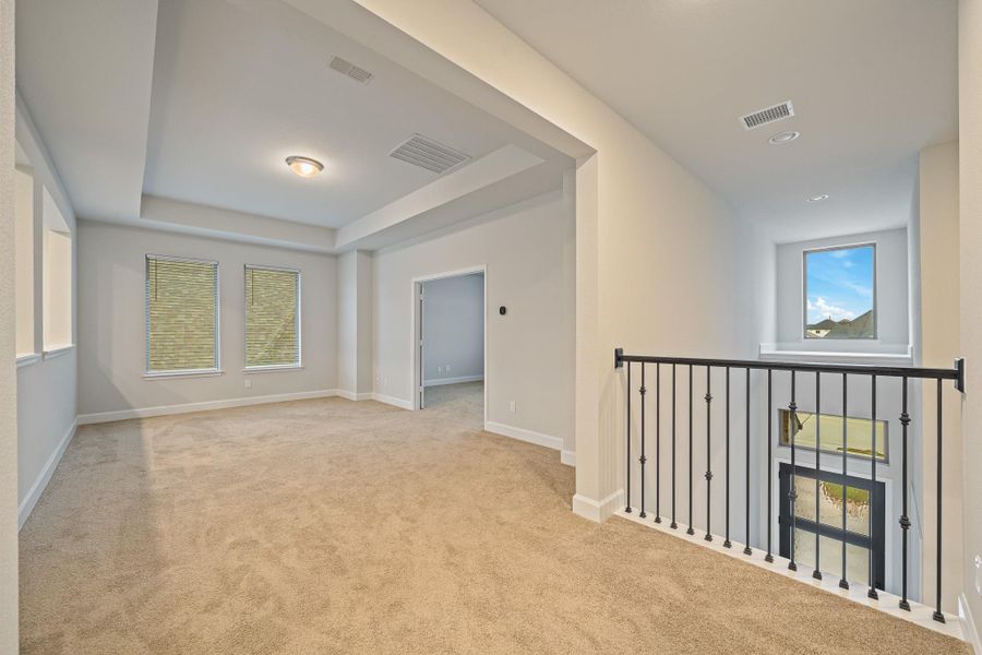 Spacious, unfurnished interior of a new home in , Brookshire (Image 43).