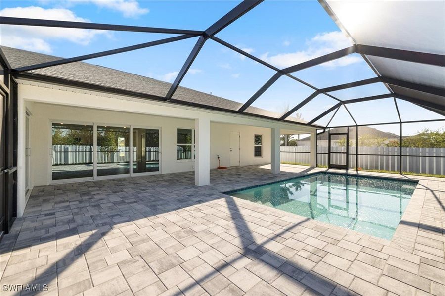 Image 41 of a home in Cape Coral.