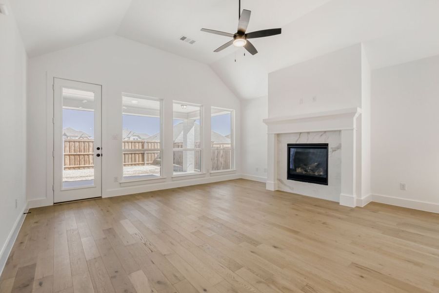 2230 Prickly Cactus - Living Area