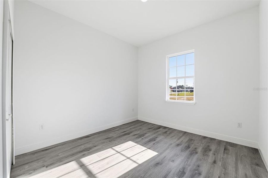 Spacious, unfurnished interior of a new home in , Ocala (Image 29).