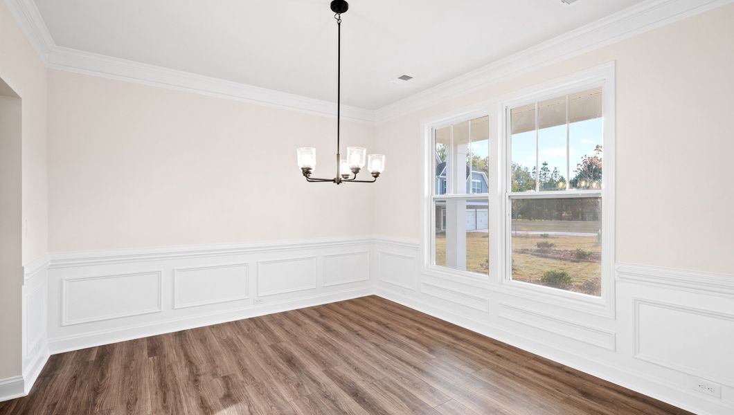 Representative unfurnished interior of a home built from the HAMPSHIRE by D.R. Horton in Whitehawk Meadows, Travelers Rest (Image 15).