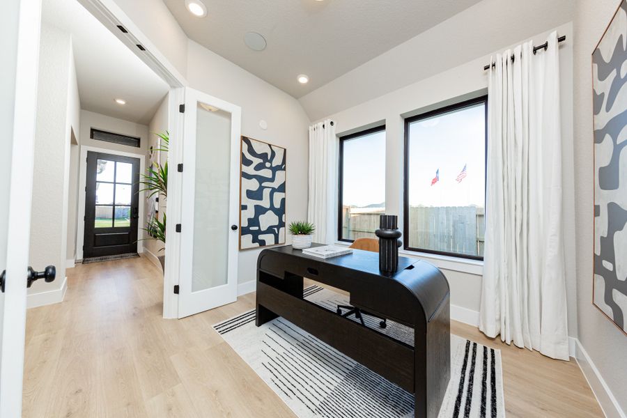 Furnished interior view inside a new home in Jordan Ranch, Katy (Image 5).