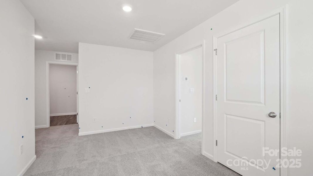Spacious, unfurnished interior of a new home in Wallace Springs, Statesville (Image 26). Spacious, unfurnished interior of a new home in Wallace Springs, Statesville (Image 26).