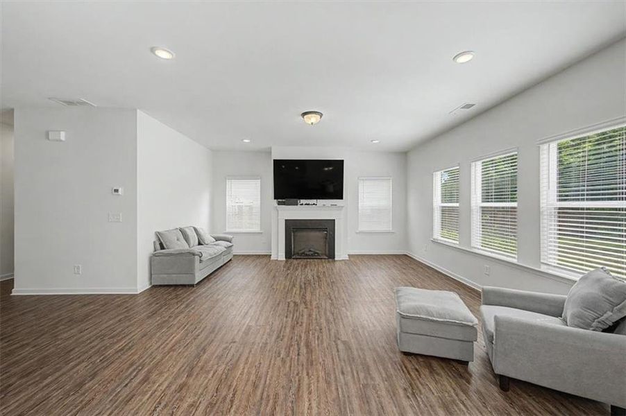 Furnished interior view inside a new home in , Rome (Image 35).