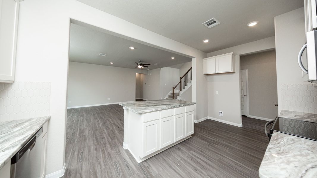 Representative furnished interior of a home built from the The Avola - Walden on Lake Conroe by Legend Homes in Lake Conroe Area Homes, Montgomery (Image 7).