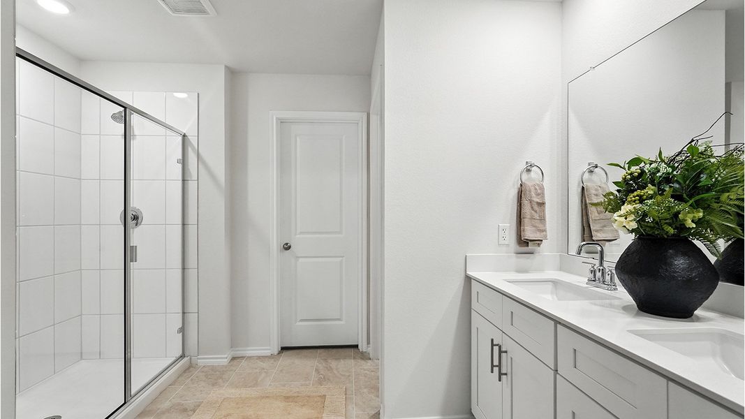 Image 42 representing the Huntsville by D.R. Horton in The Reserve at Timber Creek, Lindale, TX.