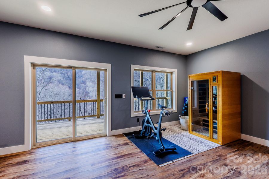 Image 29 of a home in .