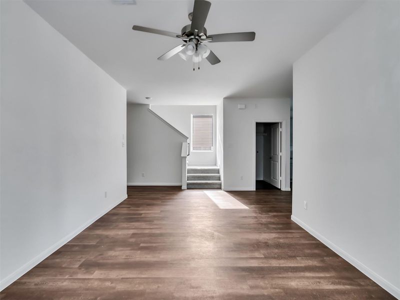 Spacious, unfurnished interior of a new home in Sweetgrass Village, Barrett (Image 20).
