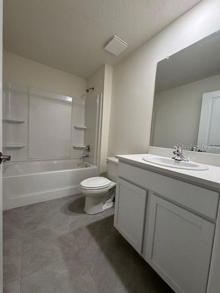 Furnished interior view inside a new home in Hernando County Spot Lots, Spring Hill (Image 4).