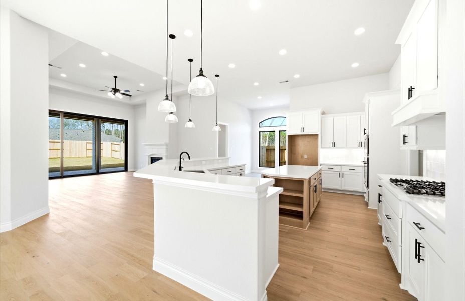 Furnished interior view inside a new home in The Highlands 55′, Porter (Image 29).