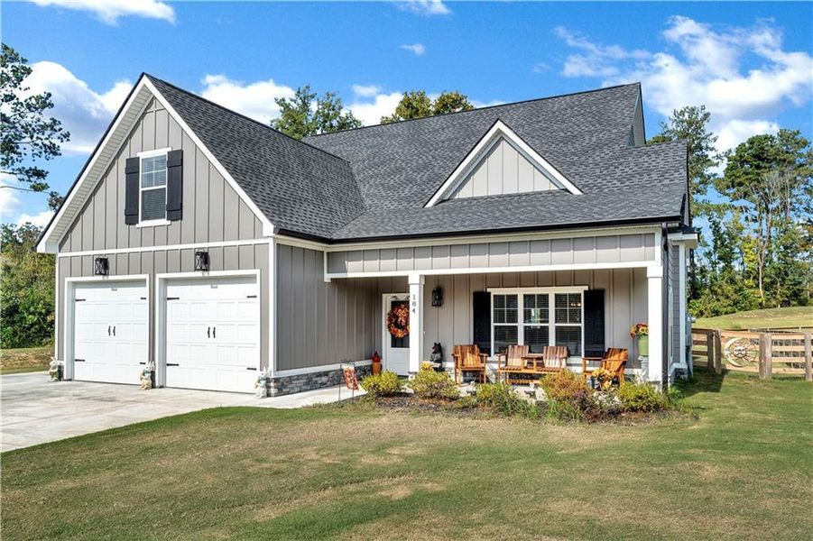 Front exterior of a new home in , Ringgold, GA, highlighting curb appeal (Image 23). Front exterior of a new home in , Ringgold, GA, highlighting curb appeal (Image 23).