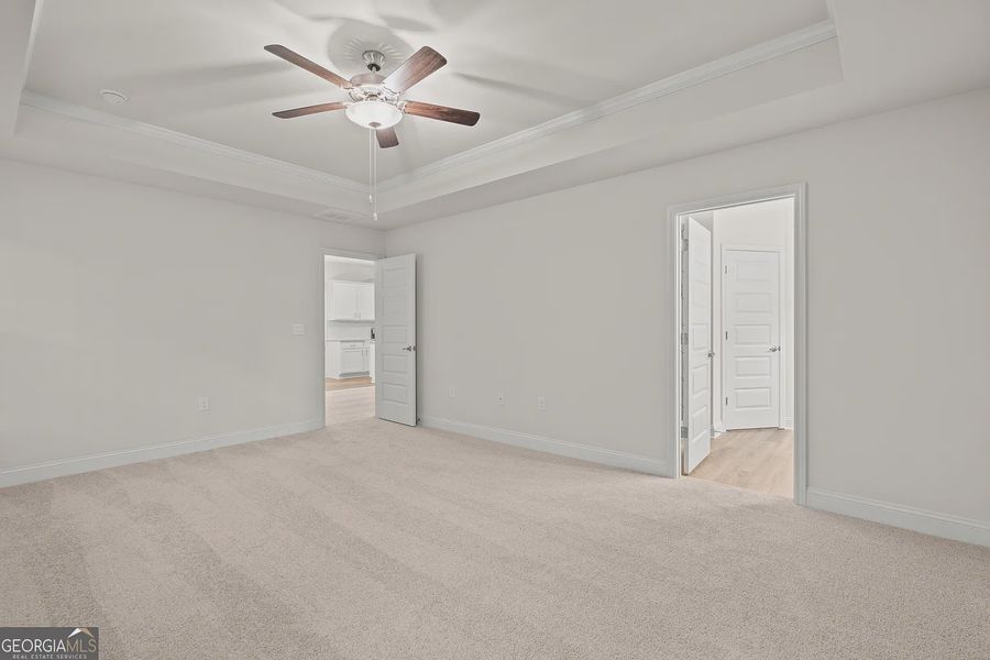 Spacious, unfurnished interior of a new home in Canterbury Villas, Carrollton (Image 25).
