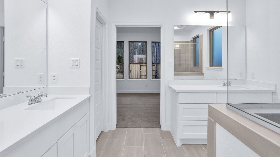 Furnished interior view inside a new home in Woodhavyn 40', Magnolia (Image 5).