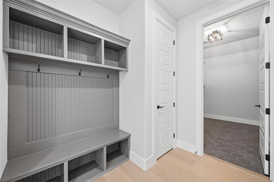 Furnished interior view inside a new home in Aledo Heights - Aledo ISD, Annetta South (Image 12).