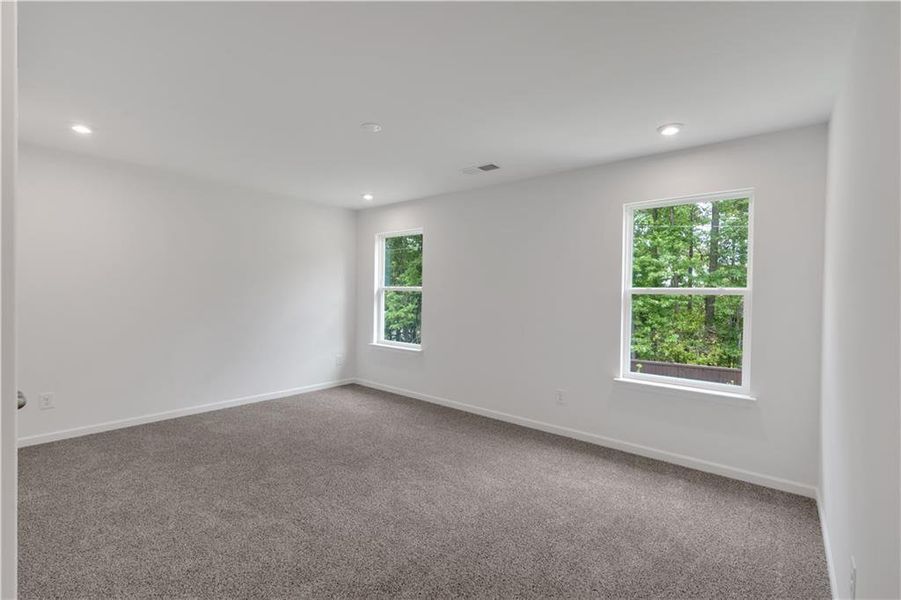 Spacious, unfurnished interior of a new home in The Overlook at Factory Shoals, Mableton (Image 26).