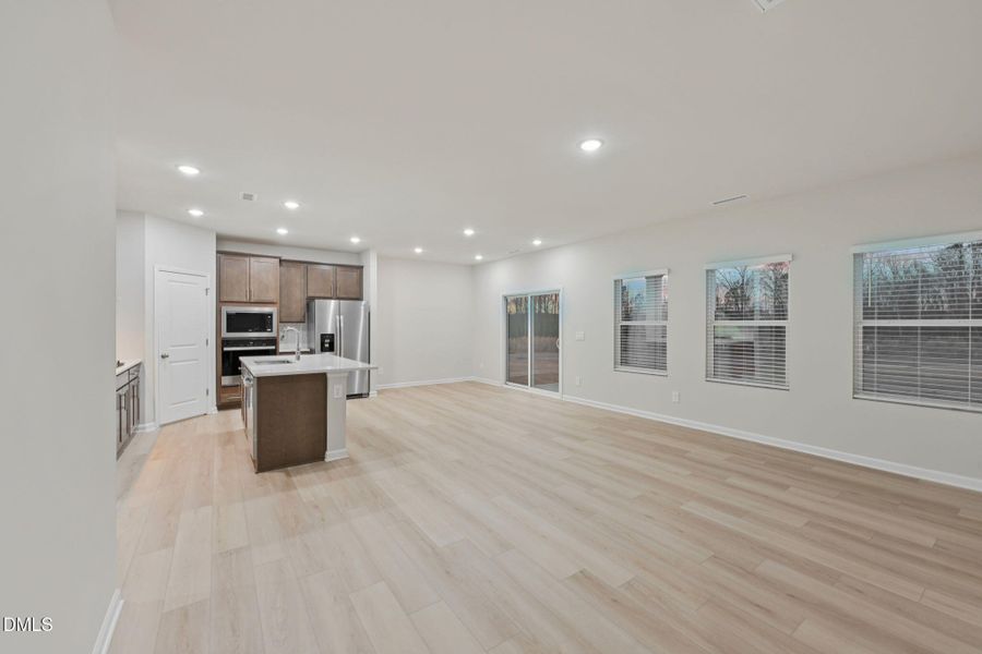 6-web-or-mls-Raleigh - Oak Manor - 540 B 6-web-or-mls-Raleigh - Oak Manor - 540 B