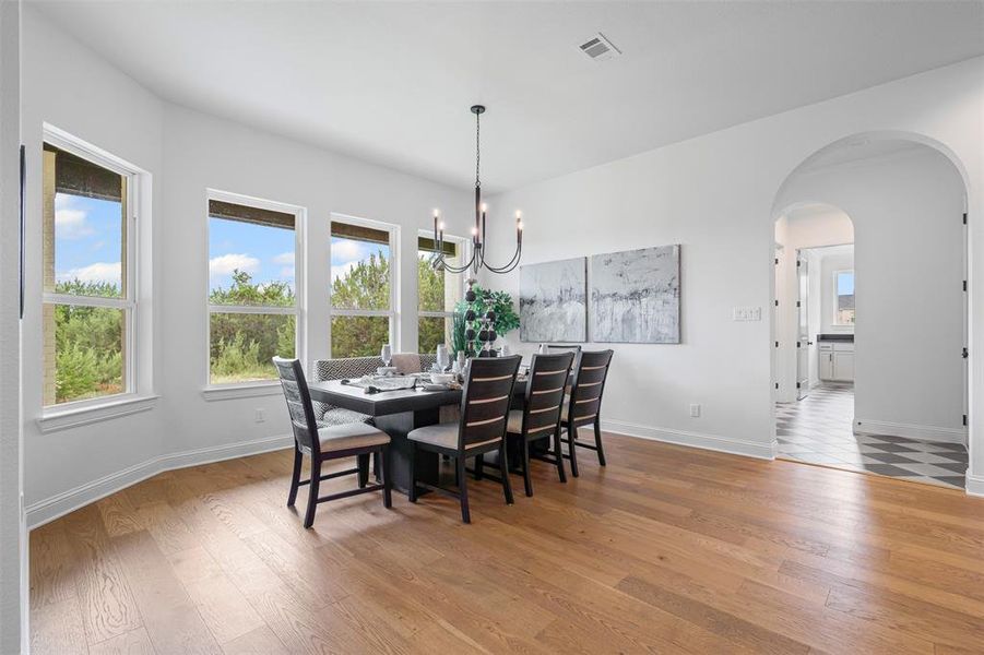 Furnished interior view inside a new home in Rolling Creek Ranch, Granbury (Image 20). Furnished interior view inside a new home in Rolling Creek Ranch, Granbury (Image 20).