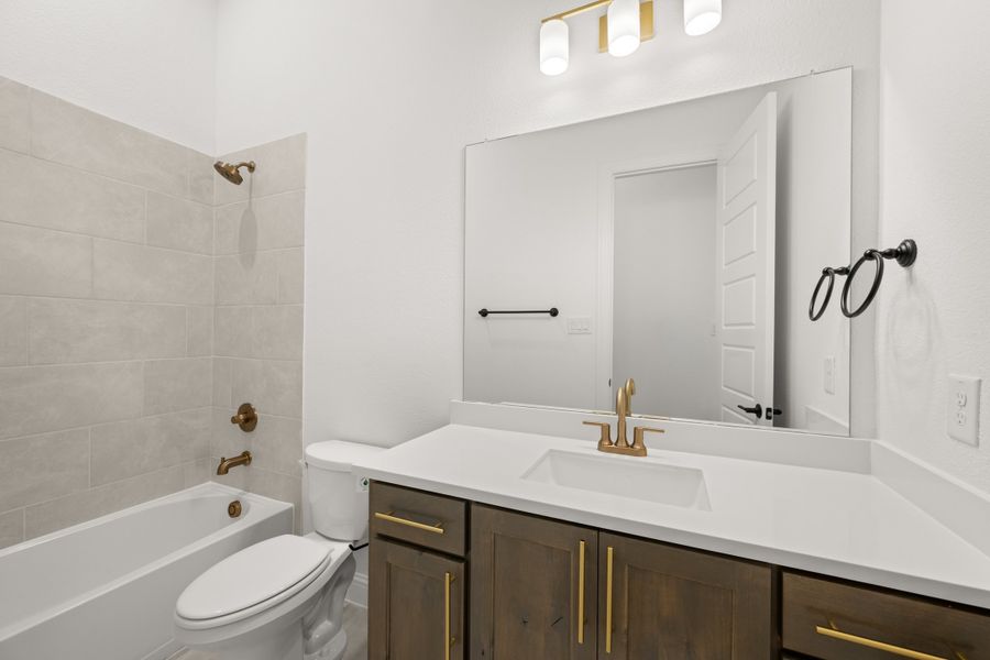 Furnished interior view inside a new home in Redden Farms, Midlothian (Image 6).