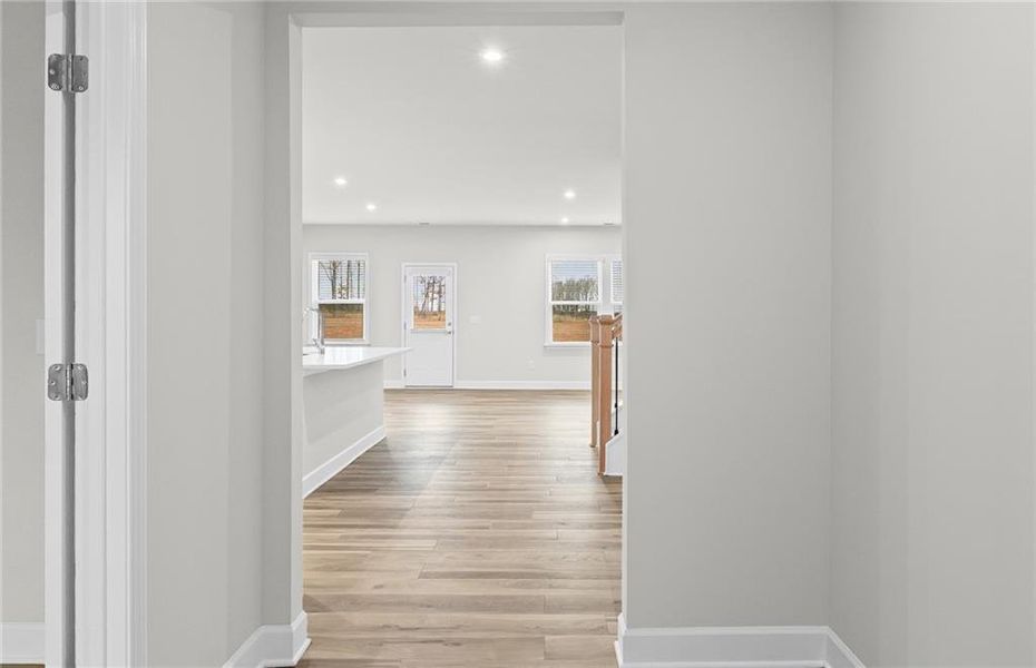 Spacious, unfurnished interior of a new home in Anderson Point, McDonough (Image 22).