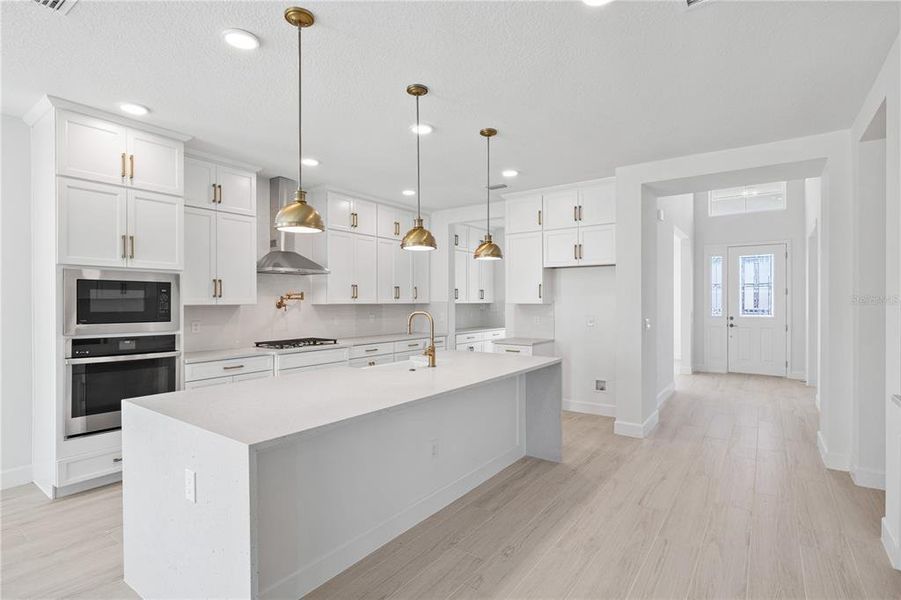 Furnished interior view inside a new home in , Winter Garden (Image 7).