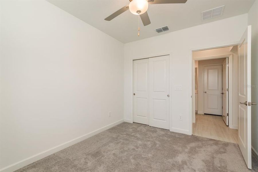Spacious, unfurnished interior of a new home in , San Antonio (Image 12).