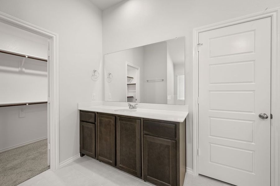 Front exterior of a new home in Mountain Valley, Burleson, TX, highlighting curb appeal (Image 18). Front exterior of a new home in Mountain Valley, Burleson, TX, highlighting curb appeal (Image 18).