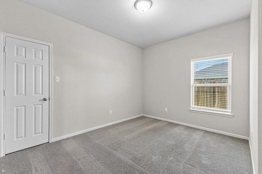 Spacious, unfurnished interior of a new home in Mill Creek Trails, Magnolia (Image 23).