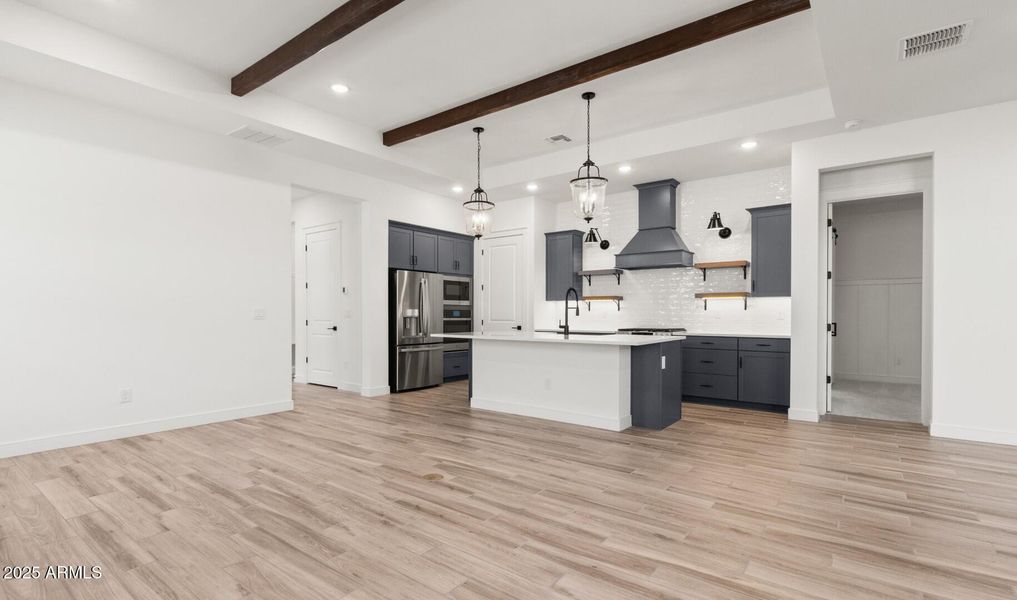 FSVV Lot #43 Great Room 3 (Large)