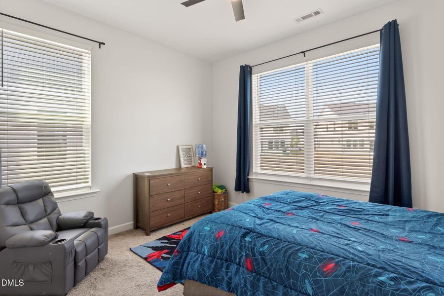 26-web-or-mls-P1588403