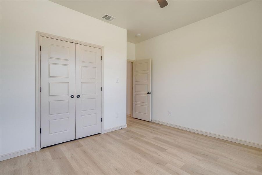 Spacious, unfurnished interior of a new home in , Granbury (Image 10). Spacious, unfurnished interior of a new home in , Granbury (Image 10).