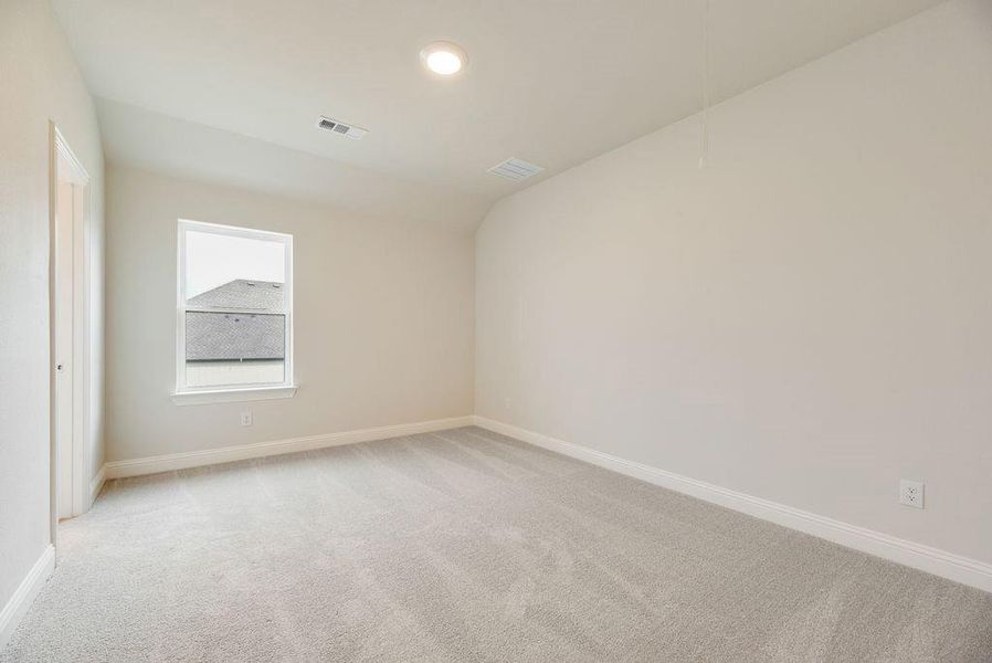 Spacious, unfurnished interior of a new home in Monterra, Fate (Image 23).