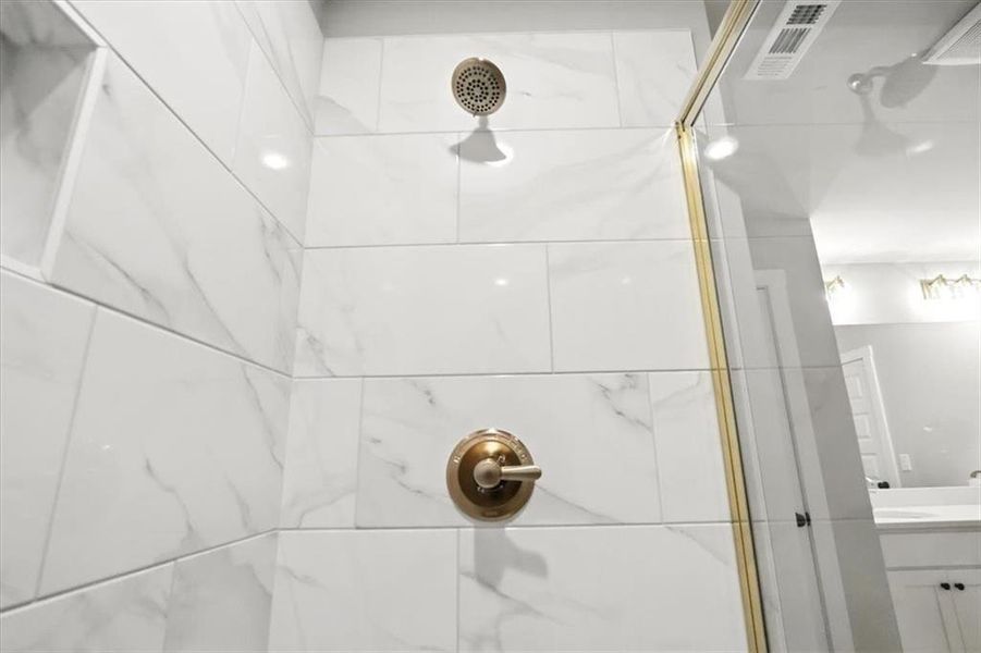 Furnished interior view inside a new home in , Hartwell (Image 4).