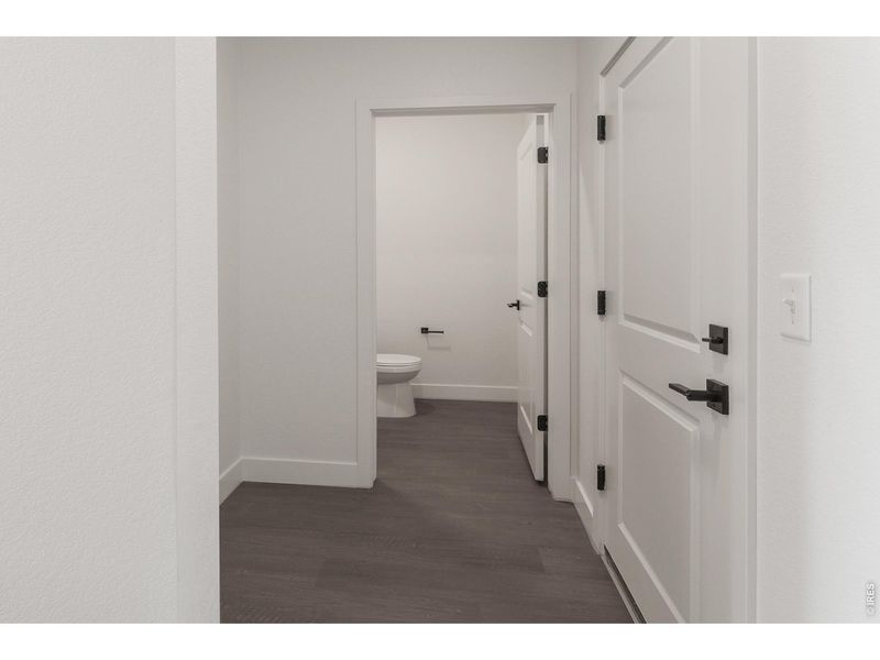 Spacious, unfurnished interior of a new home in , Timnath (Image 20).