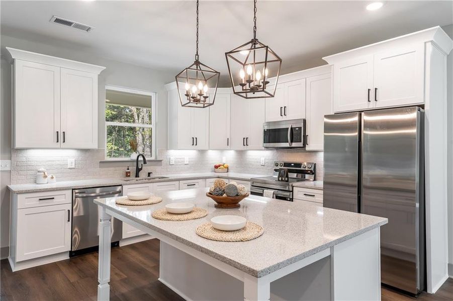 Furnished interior view inside a new home in , Jasper (Image 4).