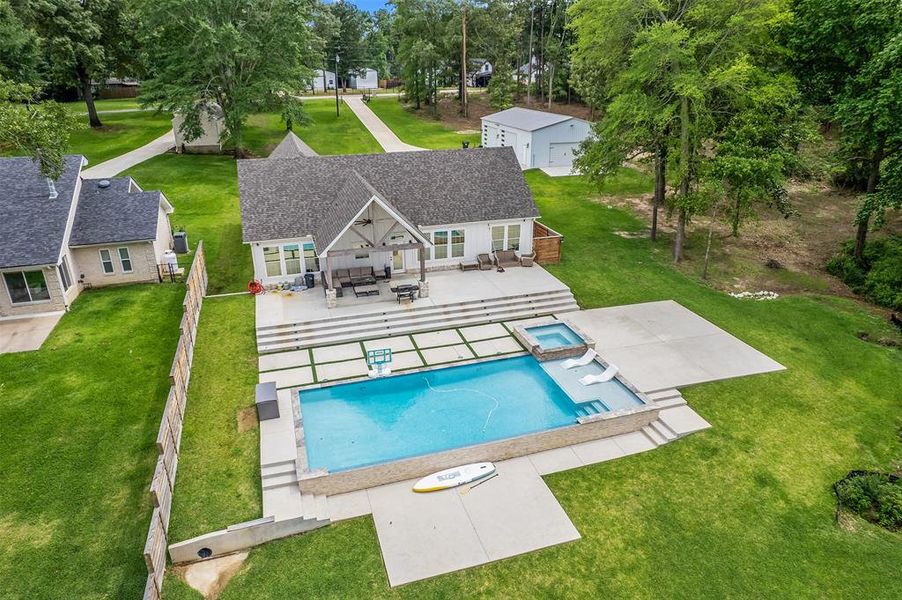 Exterior details and patio area of a home in , Tyler (Image 4).