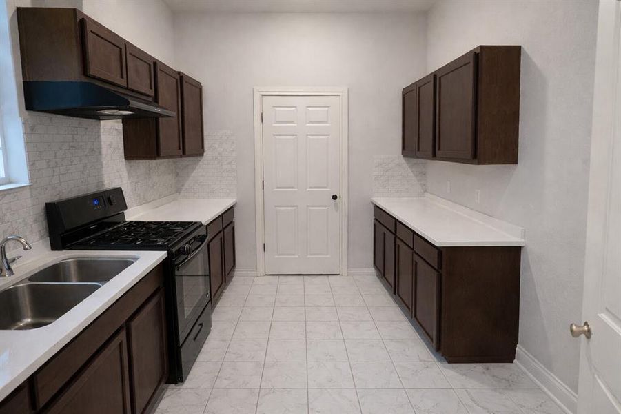 Furnished interior view inside a new home in , Fate (Image 12).