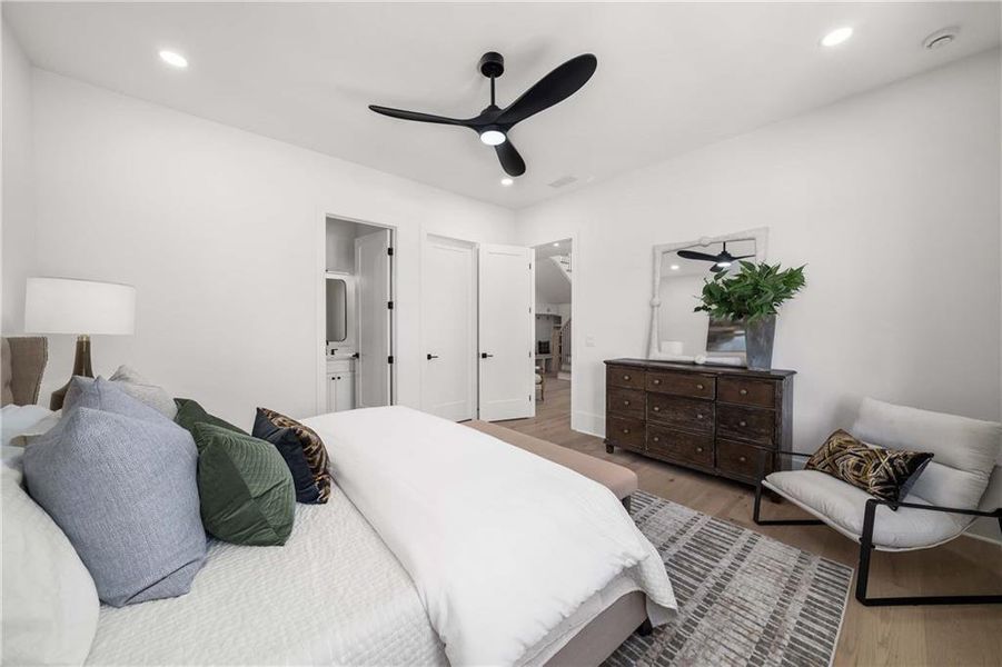 Furnished interior view inside a new home in Echo at Crabapple, Milton (Image 52).