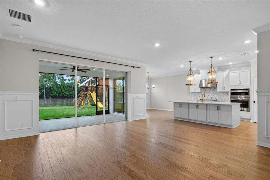 Spacious, unfurnished interior of a new home in , Bradenton (Image 24).