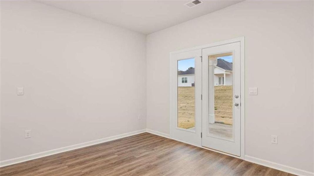 Spacious, unfurnished interior of a new home in Brooks Station, Dacula (Image 19).