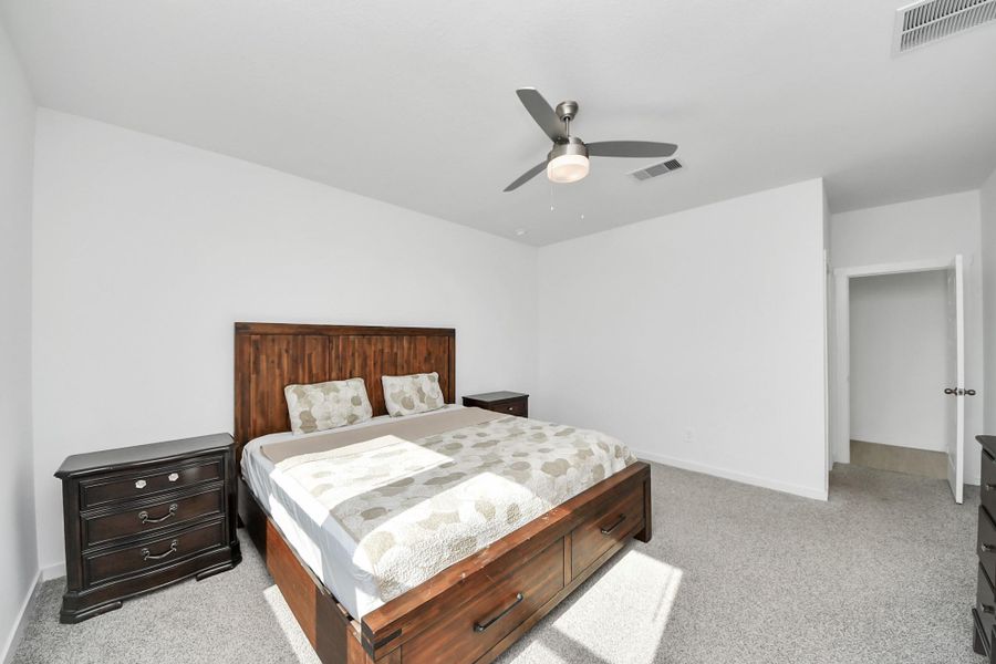 Furnished interior view inside a new home in Tamarron, Katy (Image 14). Furnished interior view inside a new home in Tamarron, Katy (Image 14).