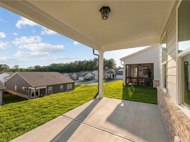Exterior details and patio area of a home in Kelly Preserve, Loganville (Image 18).