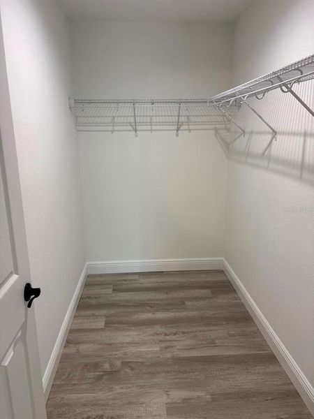 Spacious, unfurnished interior of a new home in , Dunnellon (Image 25).