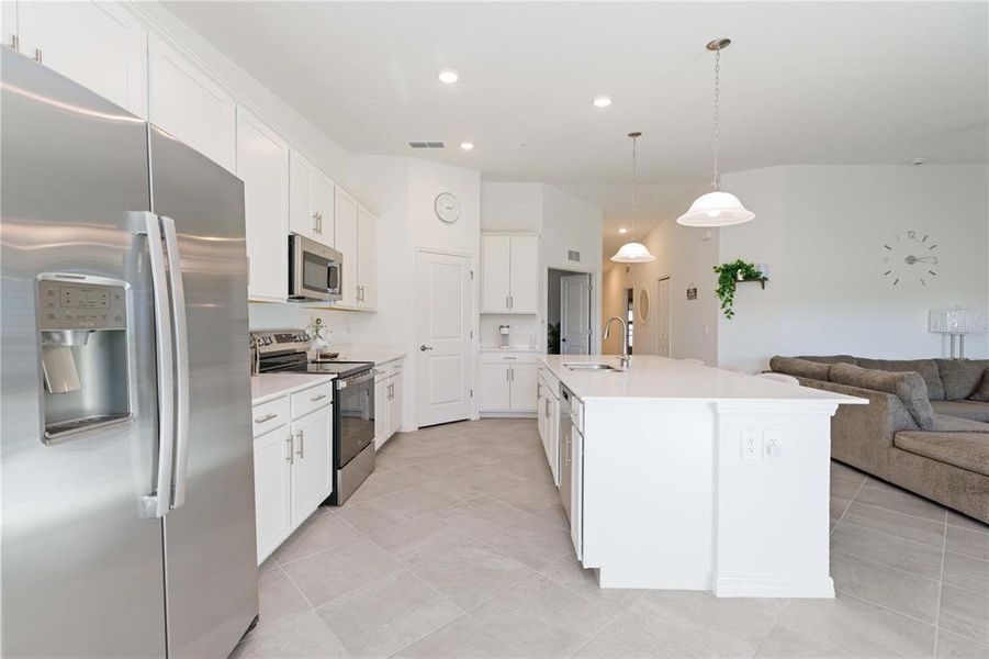 Furnished interior view inside a new home in , Venice (Image 10).