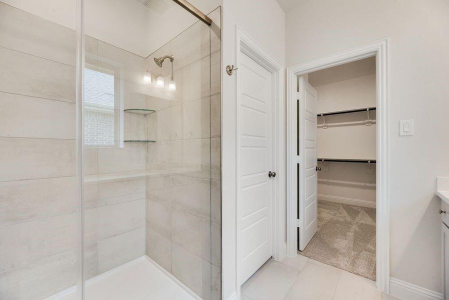 Furnished interior view inside a new home in Spiritas Ranch, Little Elm (Image 9).
