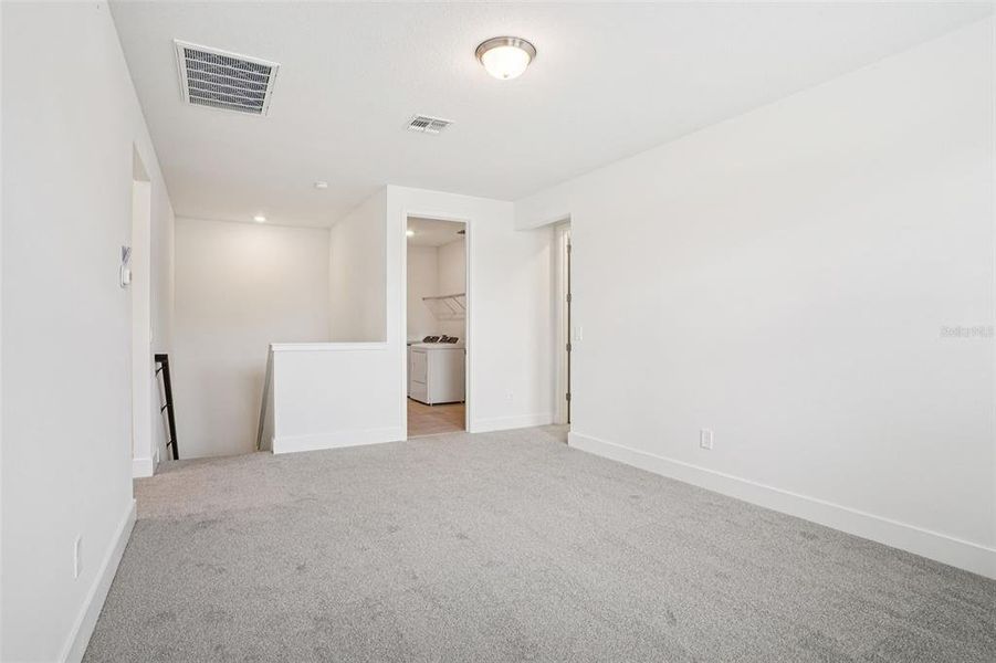 Spacious, unfurnished interior of a new home in Ridgehaven - Signature Series, Ormond Beach (Image 35).