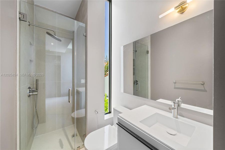Furnished interior view inside a new home in , Key Biscayne (Image 18).