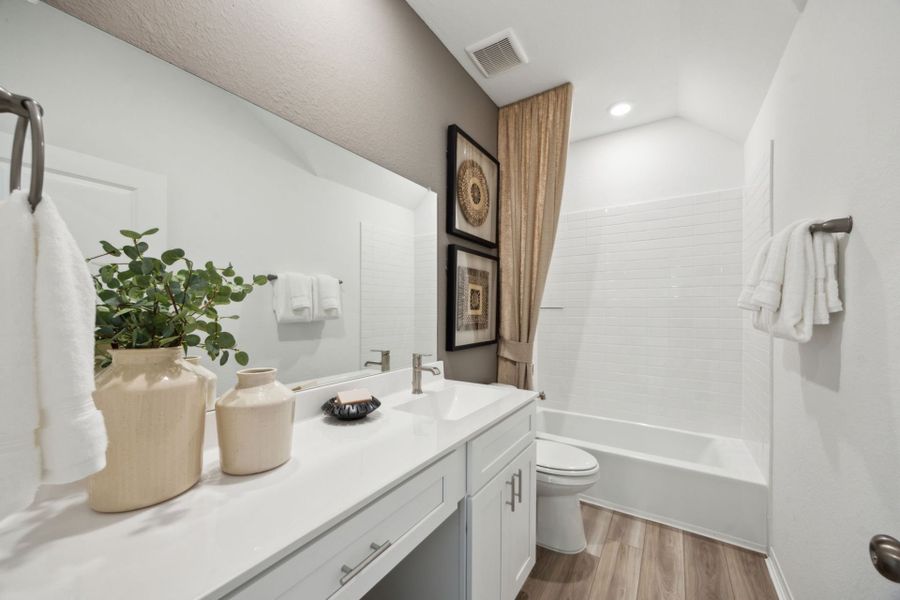 Representative furnished interior of a home built from the Hamilton by Pulte Homes in Windcress, Cove (Image 30). Representative furnished interior of a home built from the Hamilton by Pulte Homes in Windcress, Cove (Image 30).