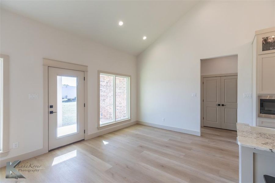 Spacious, unfurnished interior of a new home in , Abilene (Image 18). Spacious, unfurnished interior of a new home in , Abilene (Image 18).